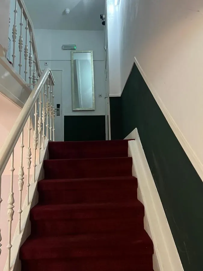 **  Max Hotel Amsterdam Netherlands
