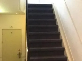 Max Hotel Amsterdam 2*,